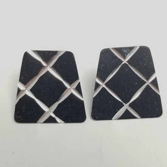 Vintage Black and Silver Tone Stud Earrings, Retro 80s 90s Style Grid Design - Picture 1 of 6